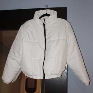 Cropped white puffer jacket